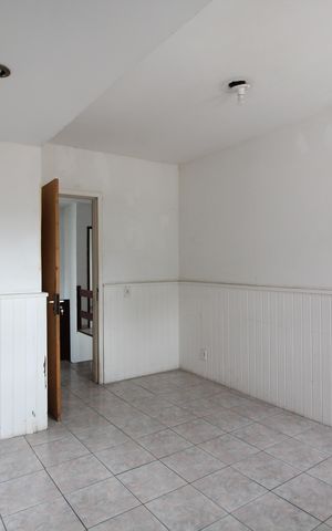 Casa à venda com 740m², 4 quartos e 2 vagasQuarto 4