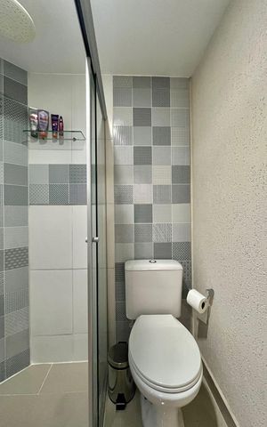 Apartamento à venda com 104m², 2 quartos e 2 vagasBanheiro da Suíte 