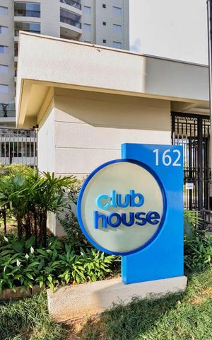 Apartamento à venda com 119m², 3 quartos e 2 vagas Apartamento à venda com 119m², 3 quartos e 2 vagasFachada