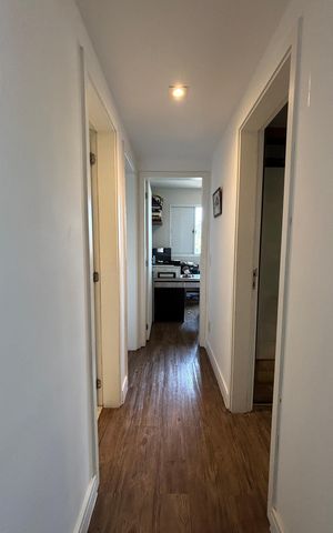 Apartamento à venda com 119m², 3 quartos e 2 vagas Apartamento à venda com 119m², 3 quartos e 2 vagasCorredor