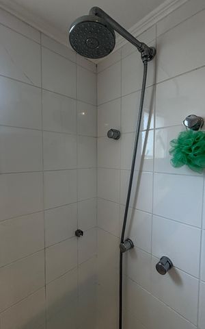 Apartamento à venda com 119m², 3 quartos e 2 vagas Apartamento à venda com 119m², 3 quartos e 2 vagasBanheiro da Suíte