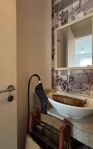 Apartamento à venda com 119m², 3 quartos e 2 vagas Apartamento à venda com 119m², 3 quartos e 2 vagasLavabo
