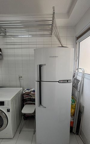 Apartamento à venda com 119m², 3 quartos e 2 vagas Apartamento à venda com 119m², 3 quartos e 2 vagasÁrea de Serviço