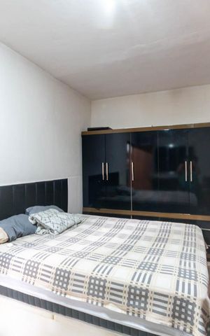 Casa à venda com 240m², 2 quartos e 2 vagasQuarto 2 (primeiro andar)