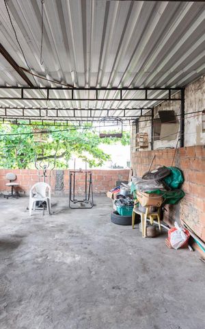 Casa à venda com 240m², 2 quartos e 2 vagasTerraço