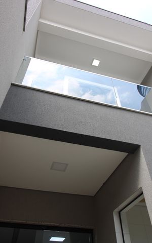 Casa à venda com 100m², 3 quartos e 2 vagasvista fundo