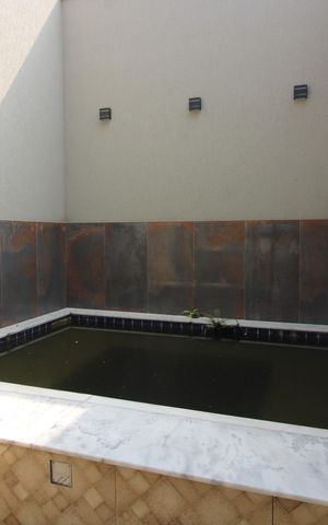 Casa à venda com 100m², 3 quartos e 2 vagasPiscina