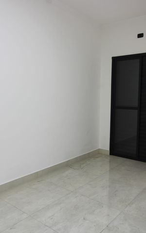 Casa à venda com 100m², 3 quartos e 2 vagasQuarto 1