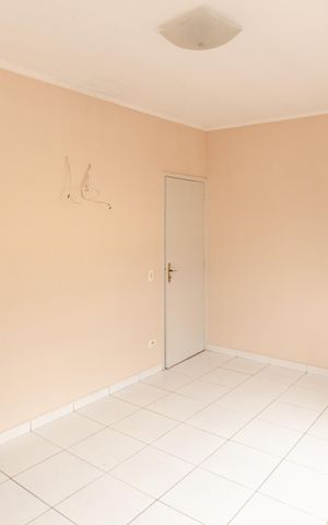 Casa de condomínio à venda com 140m², 3 quartos e 2 vagasSuíte
