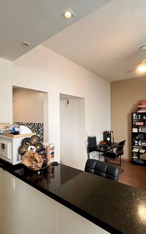 Apartamento à venda com 64m², 2 quartos e sem vaga Apartamento à venda com 64m², 2 quartos e sem vagaCozinha americana