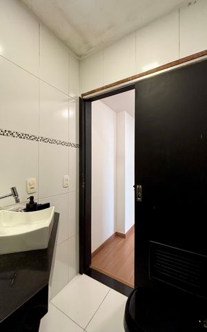Apartamento à venda com 64m², 2 quartos e sem vaga Apartamento à venda com 64m², 2 quartos e sem vagaBanheiro social
