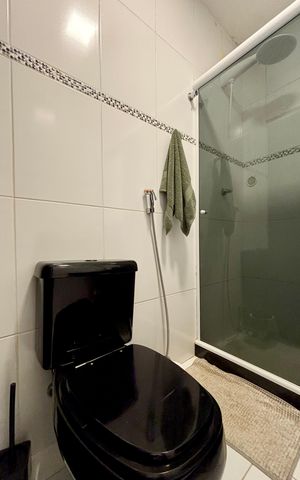Apartamento à venda com 64m², 2 quartos e sem vaga Apartamento à venda com 64m², 2 quartos e sem vagaBanheiro social