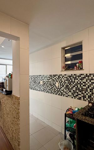 Apartamento à venda com 64m², 2 quartos e sem vaga Apartamento à venda com 64m², 2 quartos e sem vagaCozinha americana