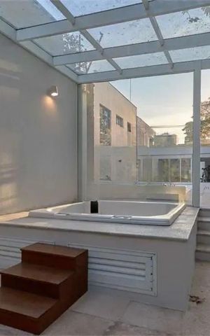 Casa à venda com 700m², 4 quartos e 6 vagas Casa à venda com 700m², 4 quartos e 6 vagasFoto 13