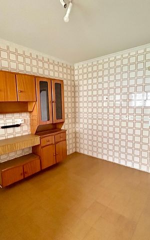 Apartamento à venda com 105m², 3 quartos e 2 vagasCozinha