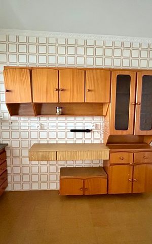 Apartamento à venda com 105m², 3 quartos e 2 vagasCozinha