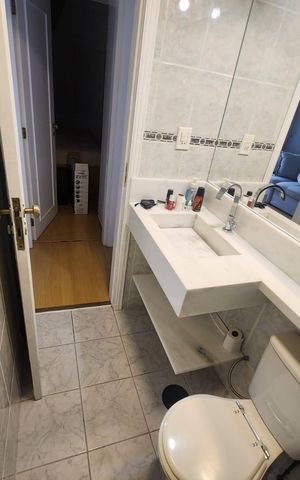 Apartamento à venda com 56m², 2 quartos e 1 vaga Apartamento à venda com 56m², 2 quartos e 1 vagaBanheiro