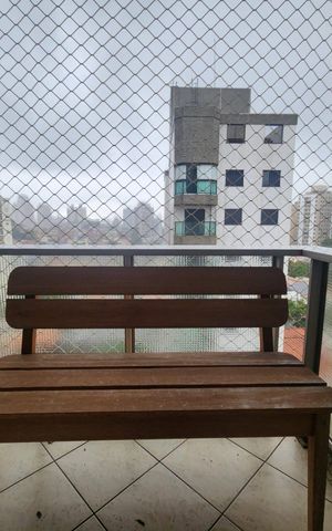 Apartamento à venda com 56m², 2 quartos e 1 vaga Apartamento à venda com 56m², 2 quartos e 1 vagaVaranda