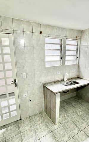 Casa à venda com 210m², 7 quartos e 2 vagas Casa à venda com 210m², 7 quartos e 2 vagasCozinha