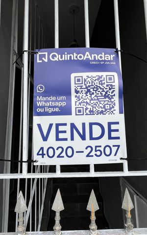Casa à venda com 210m², 7 quartos e 2 vagas Casa à venda com 210m², 7 quartos e 2 vagasFachada/Placa
