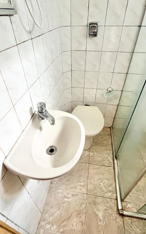 Casa à venda com 210m², 7 quartos e 2 vagas Casa à venda com 210m², 7 quartos e 2 vagasBanheiro da Suíte