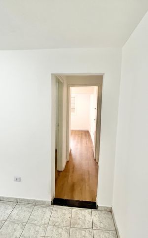 Casa à venda com 210m², 7 quartos e 2 vagas Casa à venda com 210m², 7 quartos e 2 vagasCorredor
