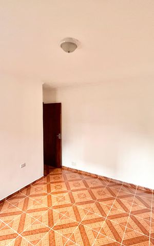 Casa à venda com 210m², 7 quartos e 2 vagas Casa à venda com 210m², 7 quartos e 2 vagasQuarto 4 - Suíte