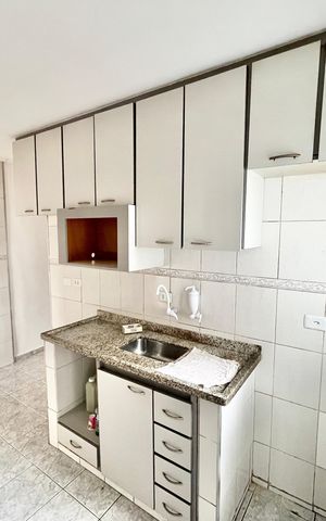 Casa à venda com 210m², 7 quartos e 2 vagas Casa à venda com 210m², 7 quartos e 2 vagasCozinha