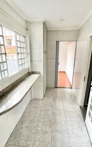 Casa à venda com 210m², 7 quartos e 2 vagas Casa à venda com 210m², 7 quartos e 2 vagasCozinha