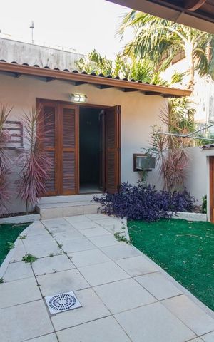 Casa à venda com 300m², 5 quartos e 4 vagasQuintal