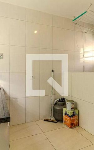 Casa à venda com 90m², 4 quartos e sem vagaCasa 1