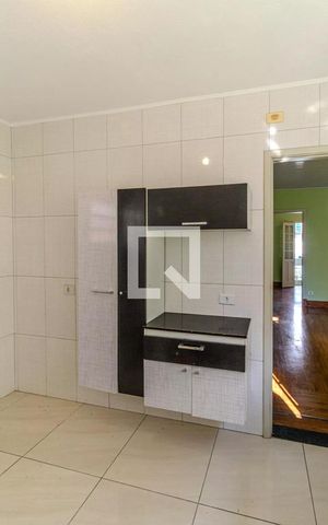 Casa à venda com 90m², 4 quartos e sem vagaCasa 1