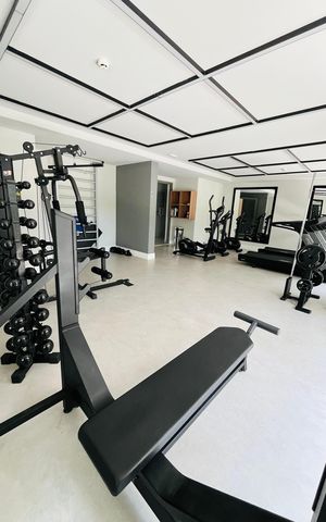 Studio à venda com 31m², 1 quarto e sem vaga Studio à venda com 31m², 1 quarto e sem vagaAcademia
