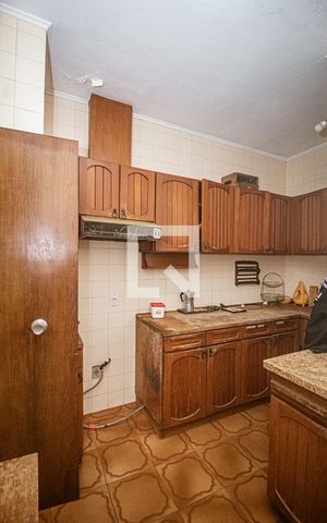 Apartamento à venda com 156m², 4 quartos e 2 vagas Apartamento à venda com 156m², 4 quartos e 2 vagasCozinha