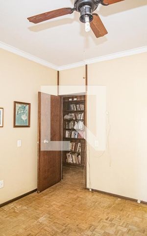 Apartamento à venda com 156m², 4 quartos e 2 vagas Apartamento à venda com 156m², 4 quartos e 2 vagasQuarto