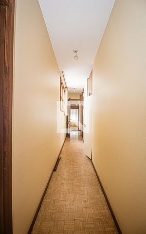 Apartamento à venda com 156m², 4 quartos e 2 vagas Apartamento à venda com 156m², 4 quartos e 2 vagasCorredor
