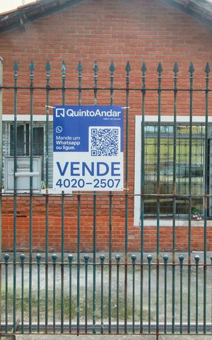 Casa à venda com 156m², 5 quartos e 2 vagas Casa à venda com 156m², 5 quartos e 2 vagasPlaca instalada em 03/03/2026 com o código WYNY-1438
