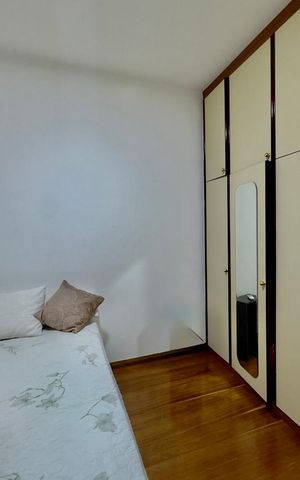 Casa à venda com 360m², 5 quartos e 4 vagas Casa à venda com 360m², 5 quartos e 4 vagasQuarto