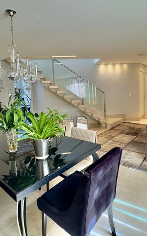 Apartamento à venda com 276m², 4 quartos e 5 vagasSala