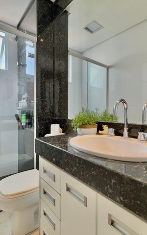 Apartamento à venda com 276m², 4 quartos e 5 vagasBanheiro