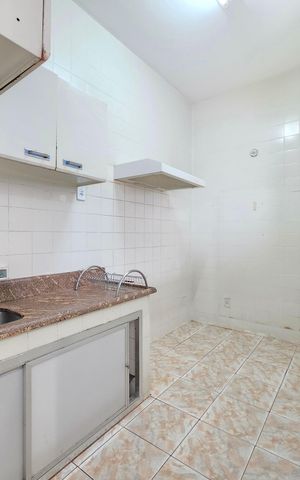 Apartamento à venda com 178m², 3 quartos e sem vaga Apartamento à venda com 178m², 3 quartos e sem vagaCozinha