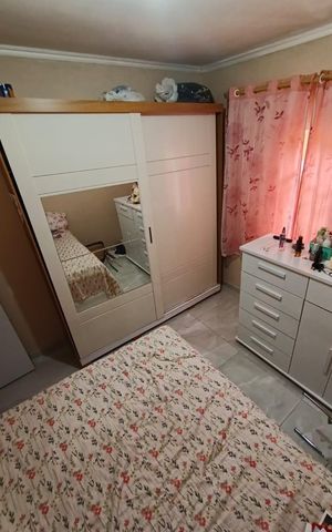 Casa à venda com 150m², 3 quartos e 2 vagasQuarto