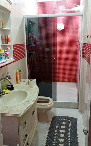 Casa à venda com 150m², 3 quartos e 2 vagasBanheiro