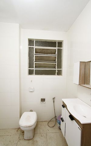 Apartamento à venda com 86m², 3 quartos e sem vagaBanheiro Social