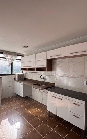Apartamento para alugar com 108m², 2 quartos e 1 vaga Apartamento para alugar com 108m², 2 quartos e 1 vagaCozinha e Área de Serviço
