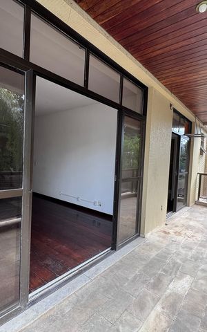 Apartamento para alugar com 108m², 2 quartos e 1 vaga Apartamento para alugar com 108m², 2 quartos e 1 vagaVaranda