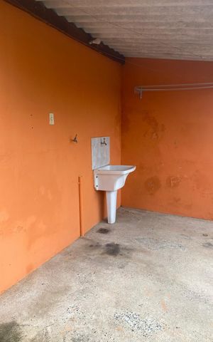 Casa à venda com 150m², 2 quartos e 2 vagas Casa à venda com 150m², 2 quartos e 2 vagasÁrea de serviço