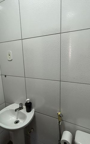 Casa à venda com 240m², 4 quartos e 2 vagasLavabo do terraço