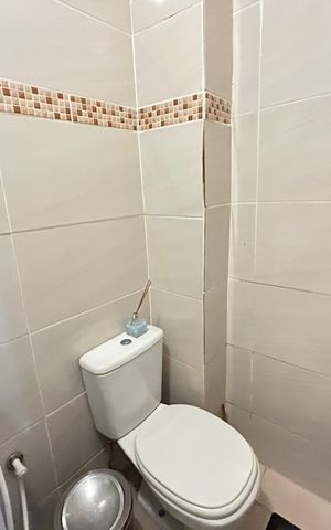 Casa à venda com 240m², 4 quartos e 2 vagasBanheiro casa 2