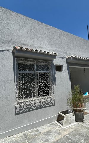 Casa à venda com 240m², 4 quartos e 2 vagasFachada
